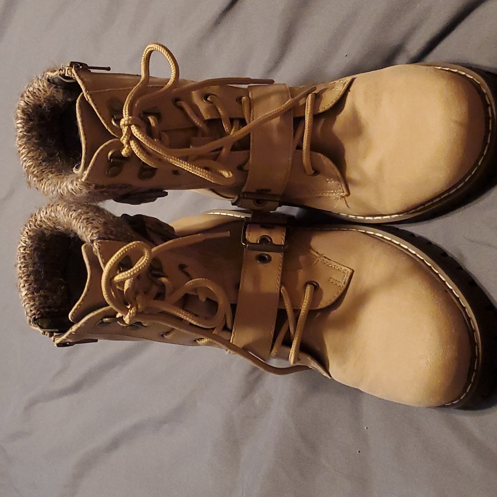 Cliffs/White Mountain Boots